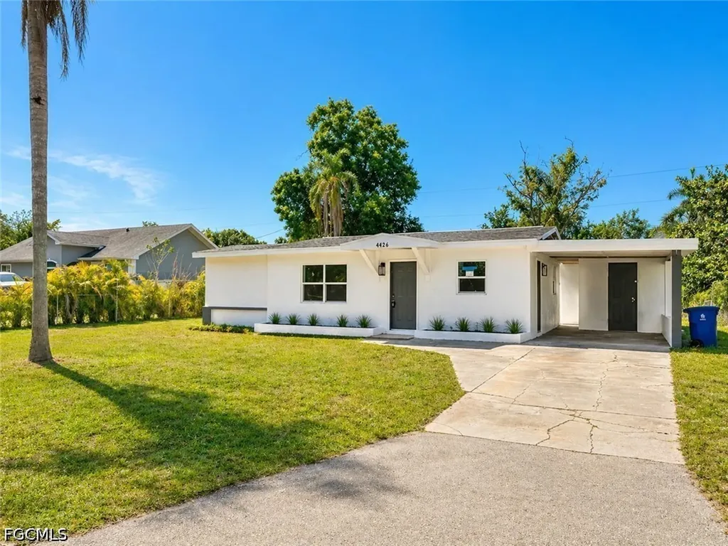 4426 Poinsettia Street Fort Myers FL 33905