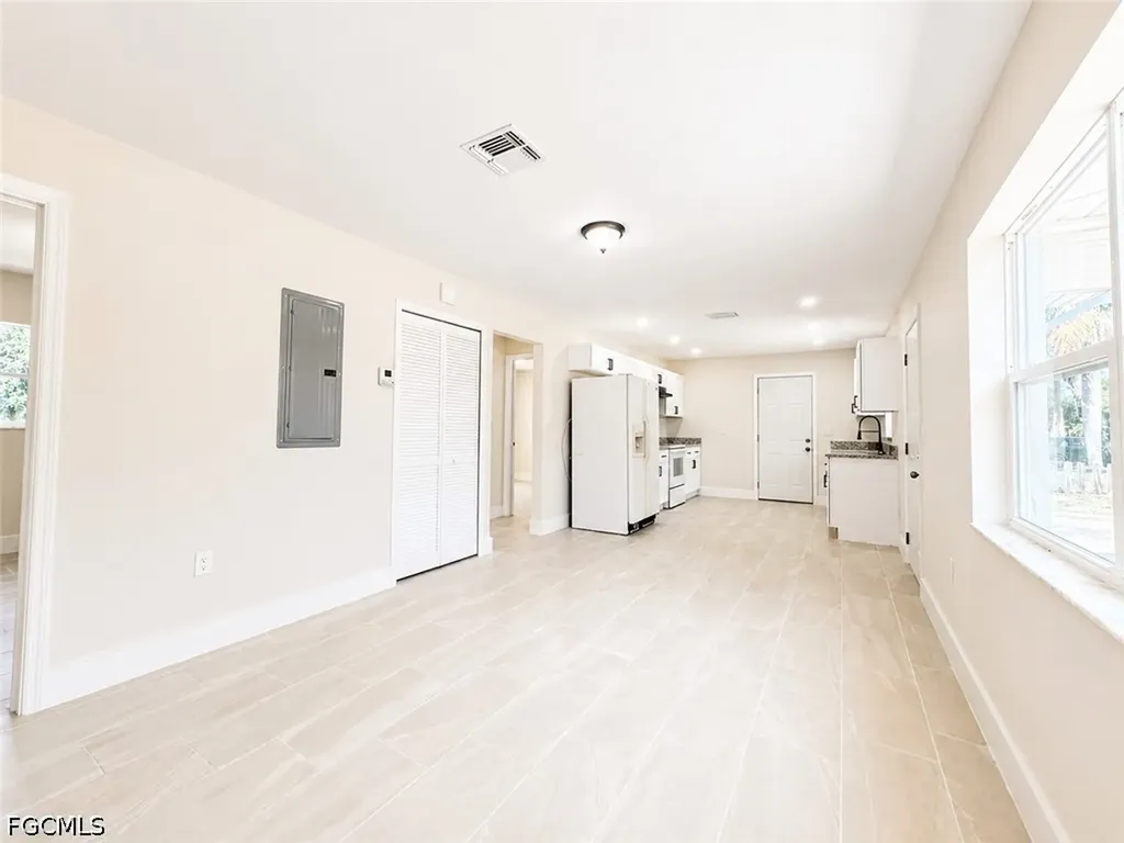 4426 Poinsettia Street Fort Myers FL 33905