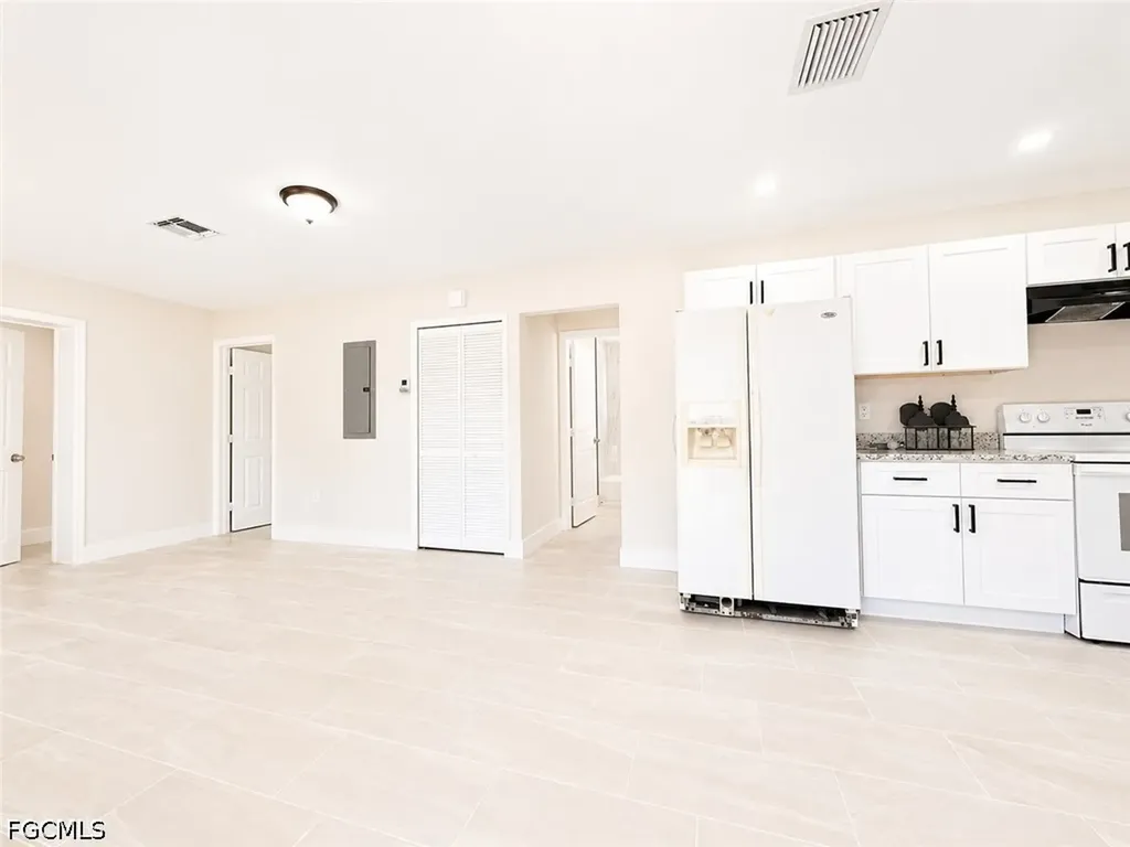 4426 Poinsettia Street Fort Myers FL 33905