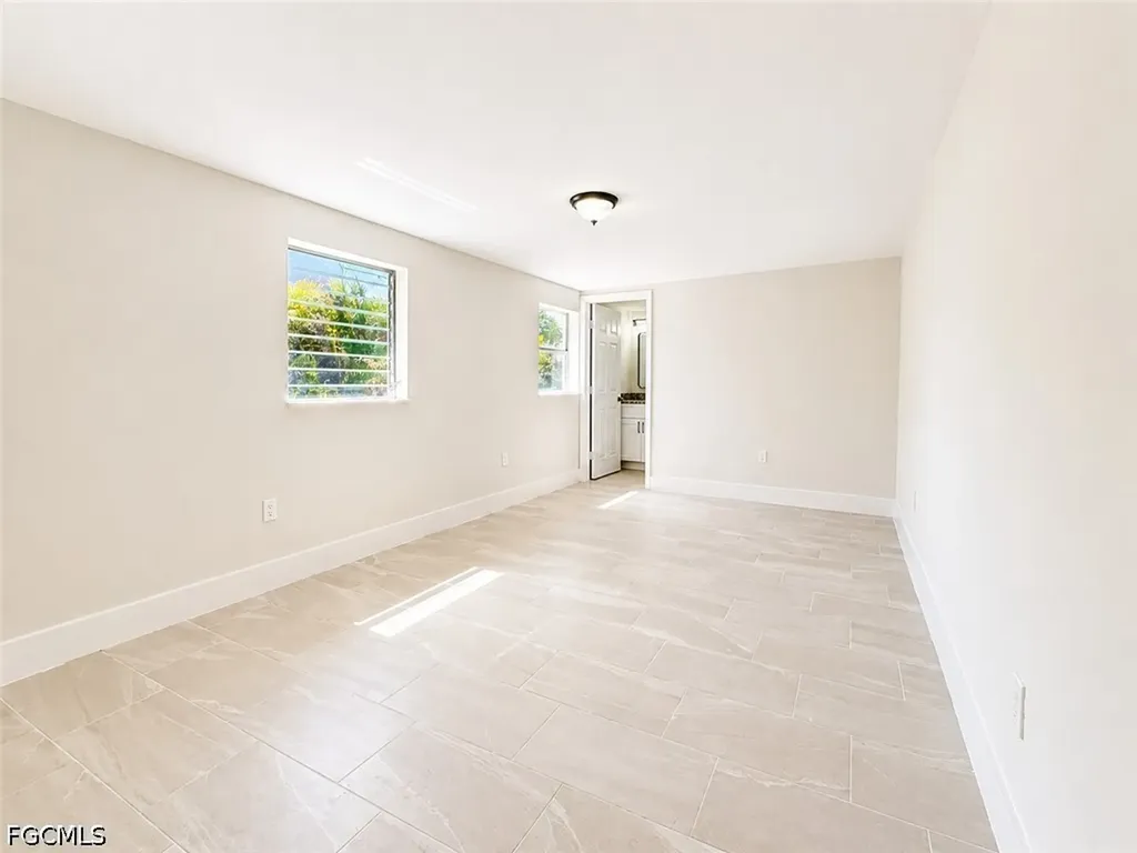 4426 Poinsettia Street Fort Myers FL 33905
