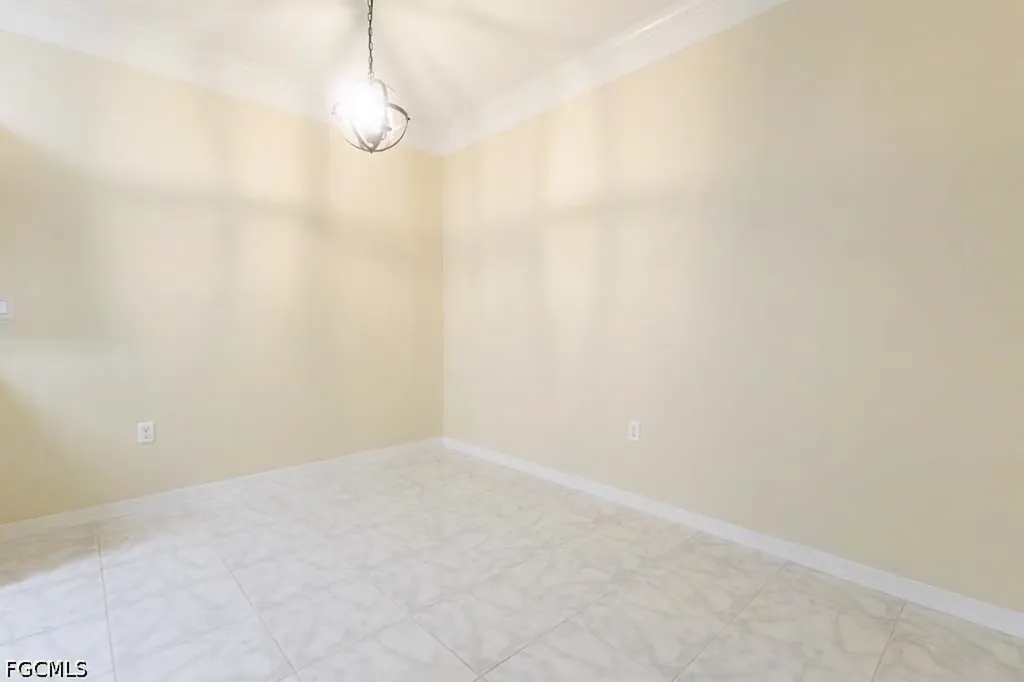 11521 Villa Grand Fort Myers FL 33913