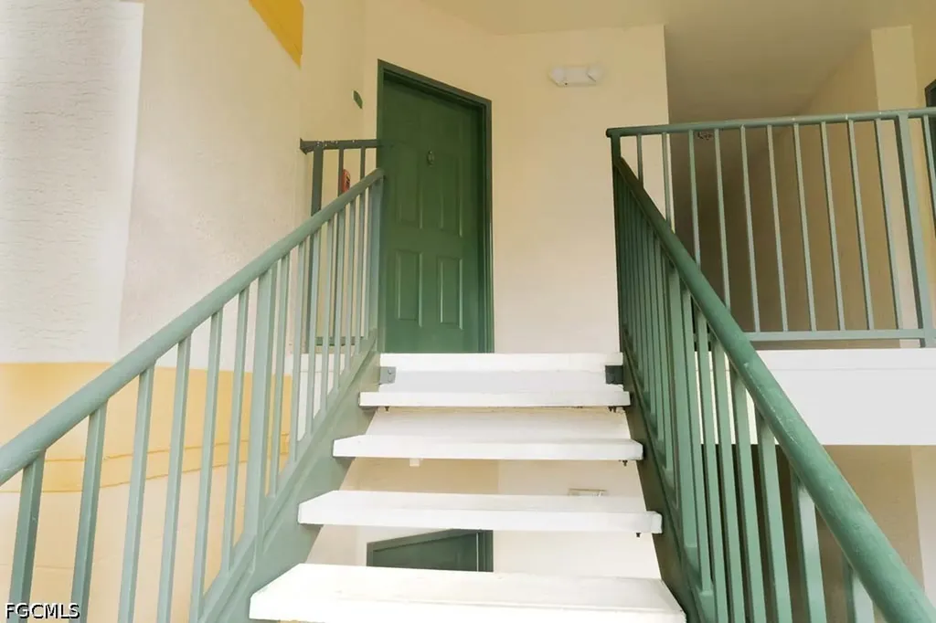 11521 Villa Grand Fort Myers FL 33913