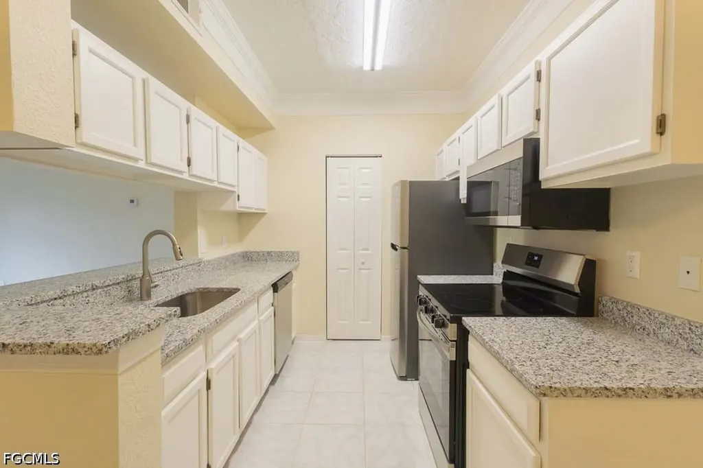 11521 Villa Grand Fort Myers FL 33913