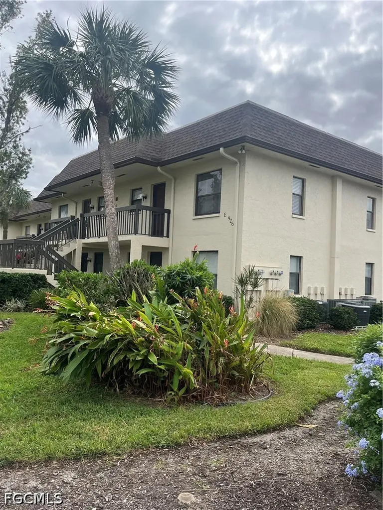 9261 Central Park Drive Fort Myers FL 33919