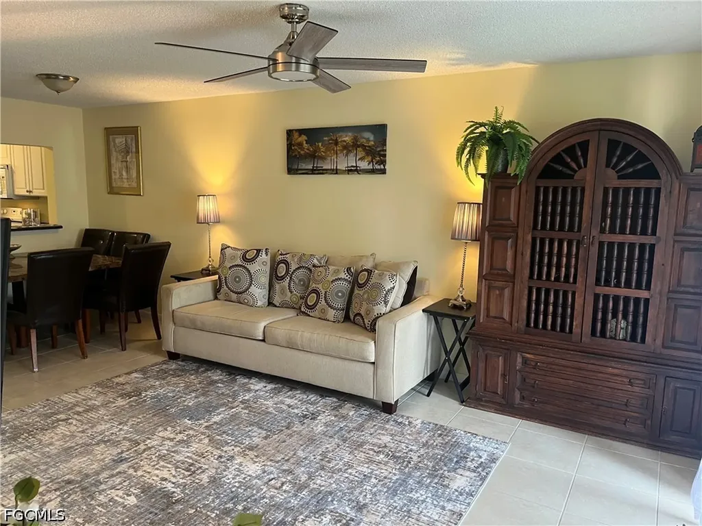9261 Central Park Drive Fort Myers FL 33919