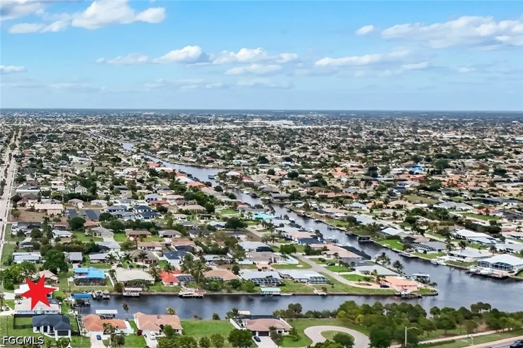 2419 Country Club Boulevard Cape Coral FL 33990