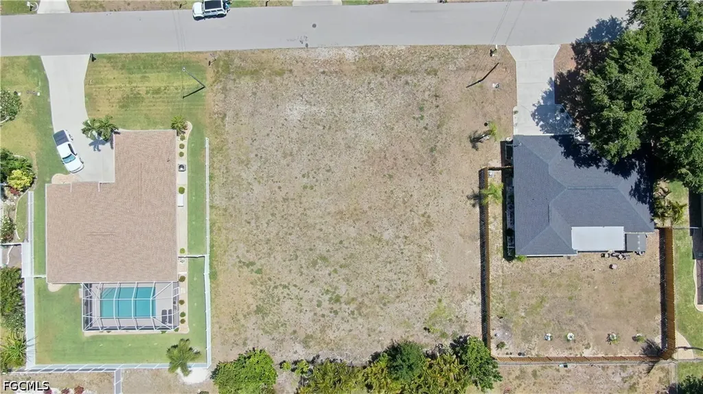 801 SE 33rd Street Cape Coral FL 33904
