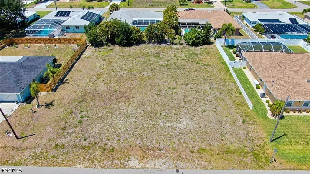 801 SE 33rd Street Cape Coral FL 33904