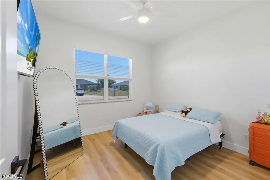 3046 NW 2nd Place Cape Coral FL 33993