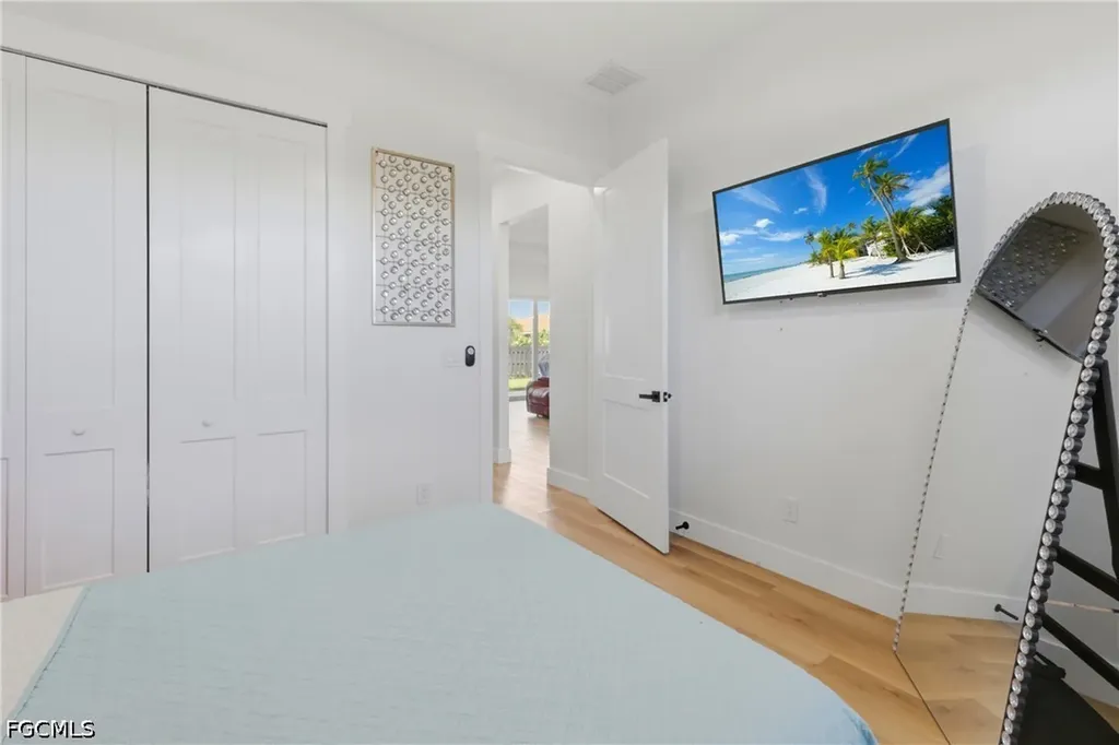 3046 NW 2nd Place Cape Coral FL 33993