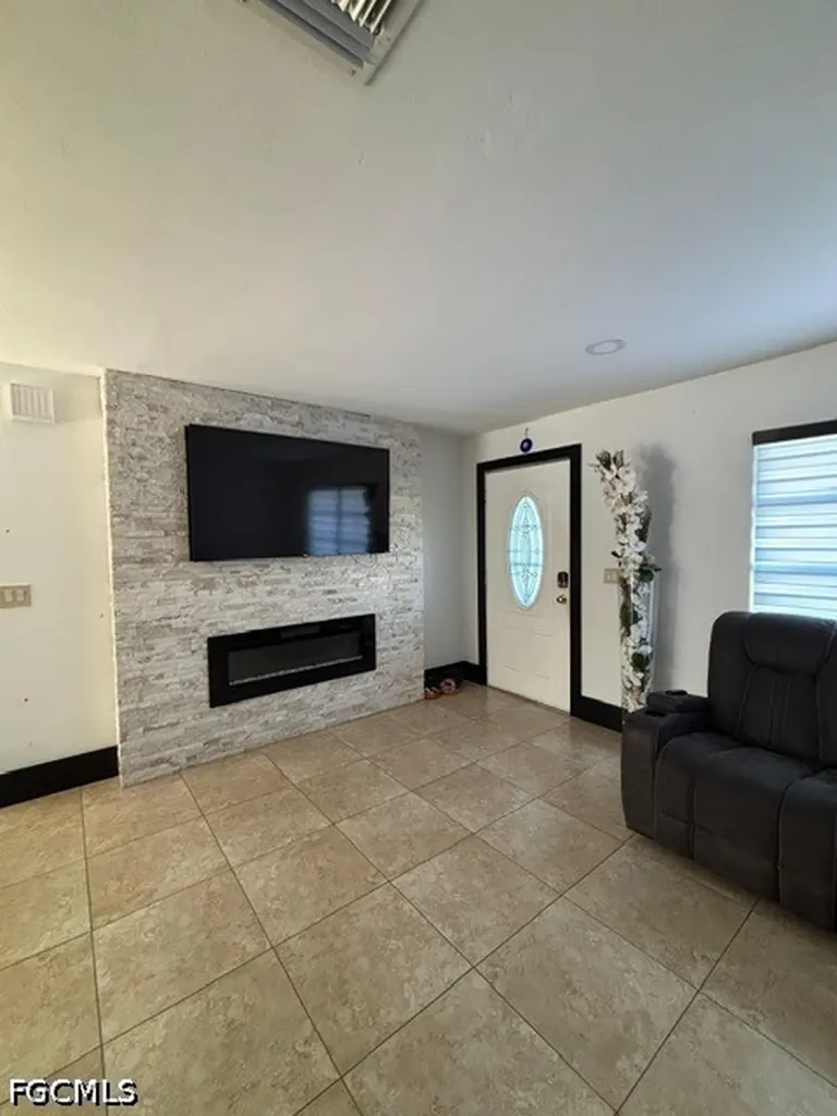 1715 50th Terrace SW Naples FL 34116