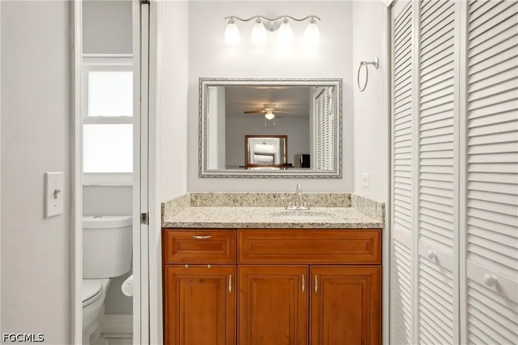 202 SE 10th Terrace Cape Coral FL 33990