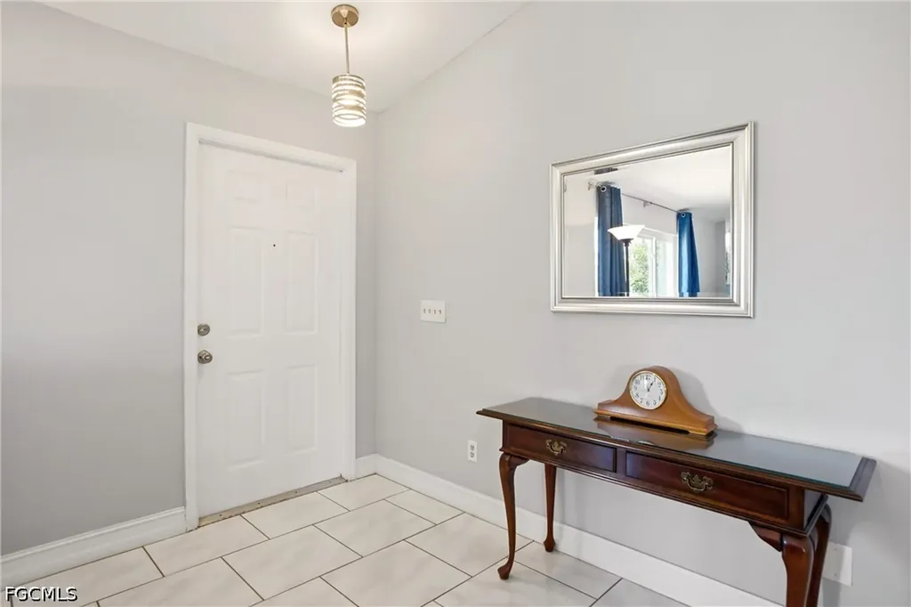 202 SE 10th Terrace Cape Coral FL 33990