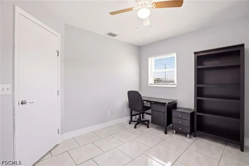 202 SE 10th Terrace Cape Coral FL 33990
