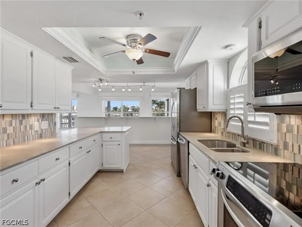 26 Palmview Boulevard Fort Myers Beach FL 33931