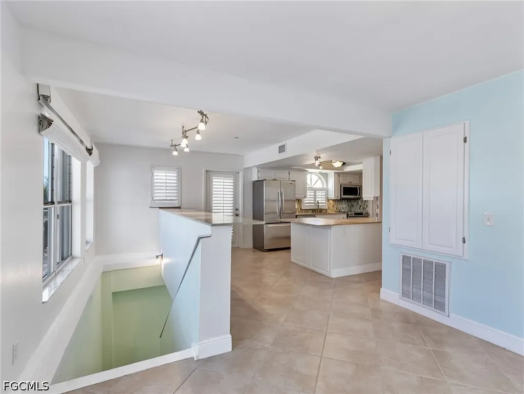 26 Palmview Boulevard Fort Myers Beach FL 33931
