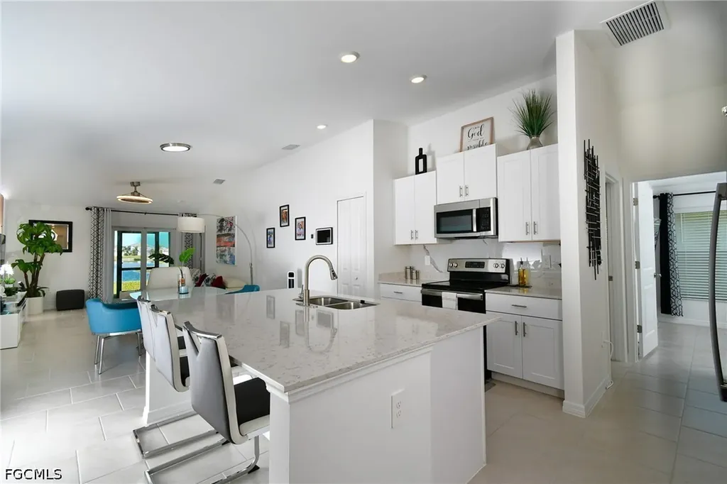 20340 Caroline Creek Place Lehigh Acres FL 33974
