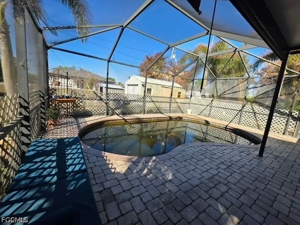 2820 38th Street SW Lehigh Acres FL 33976