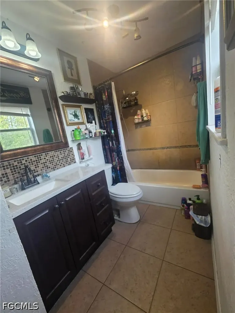 2820 38th Street SW Lehigh Acres FL 33976
