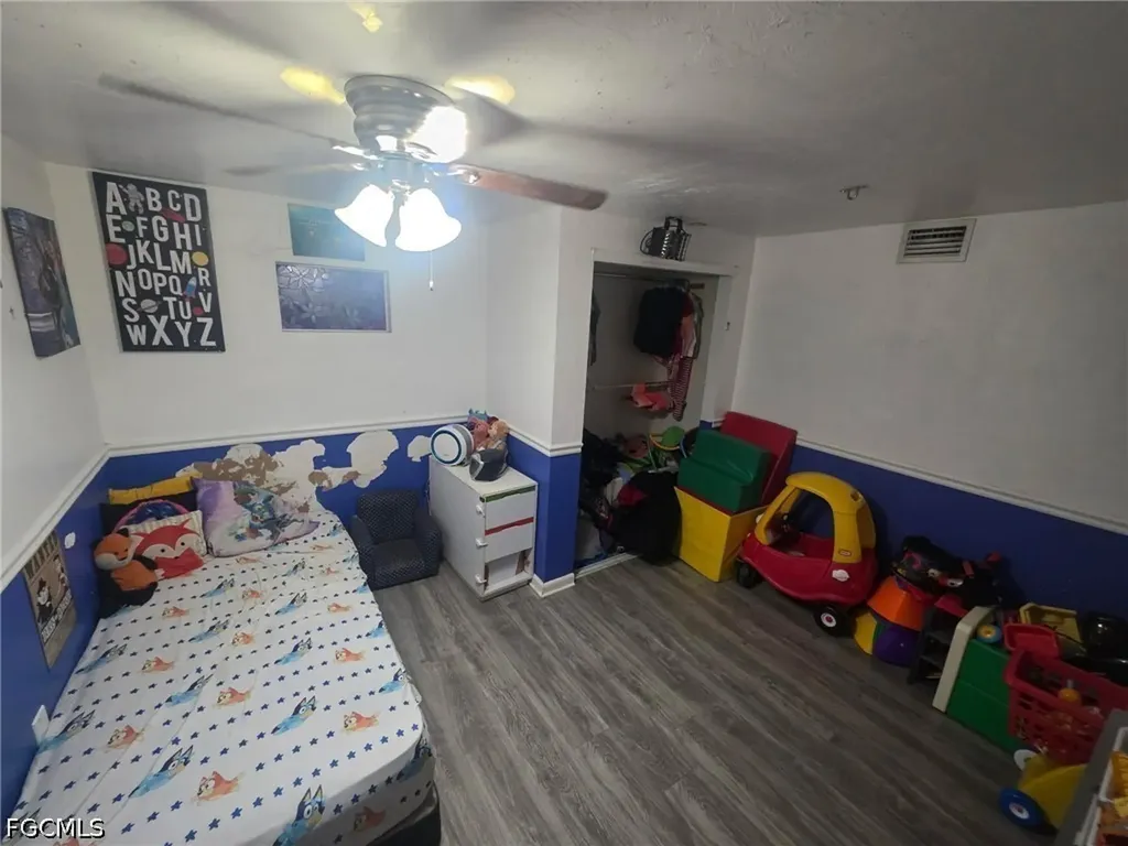 2820 38th Street SW Lehigh Acres FL 33976