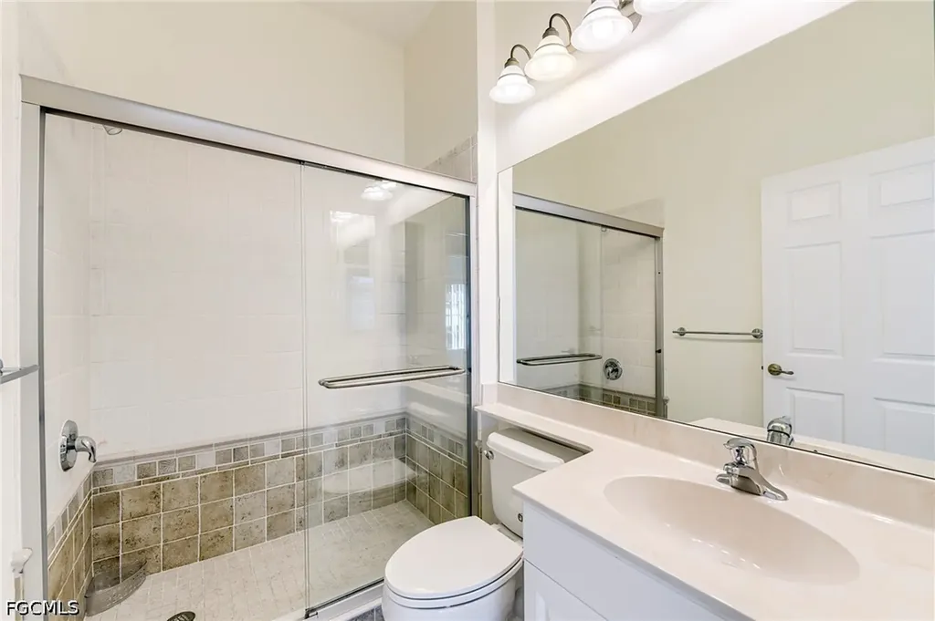 8916 Dartmoor Way Fort Myers FL 33908