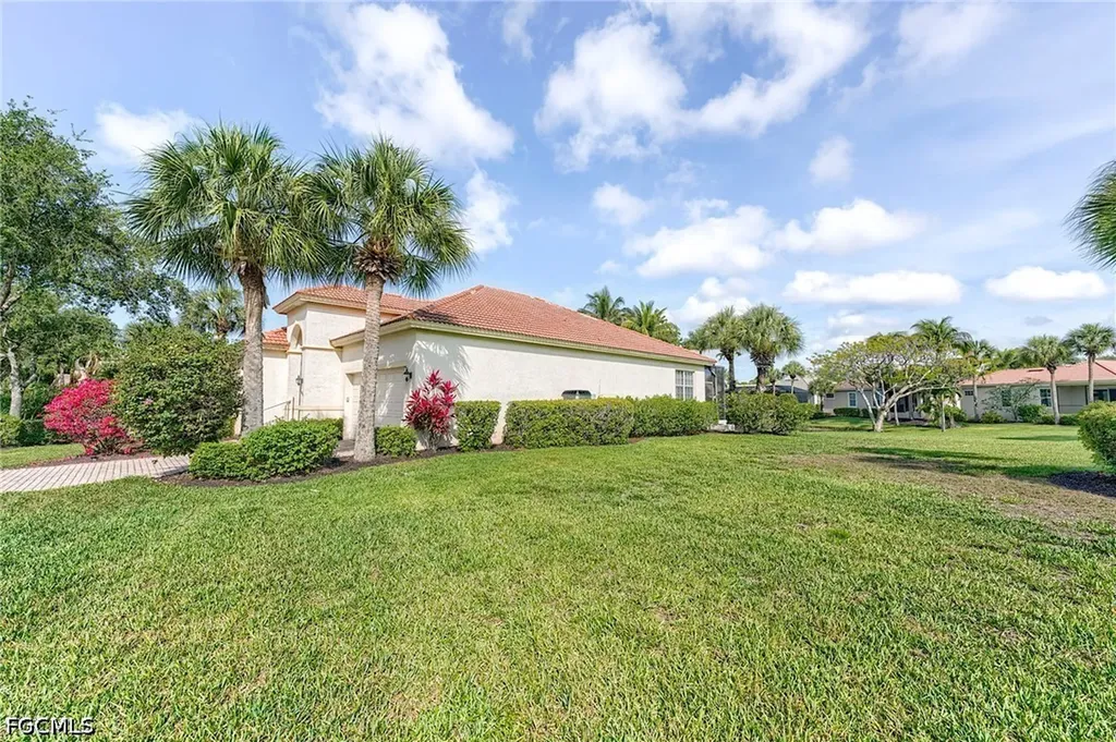 8916 Dartmoor Way Fort Myers FL 33908