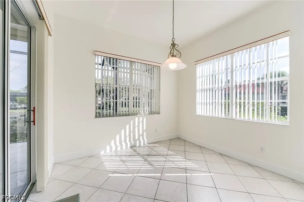 8916 Dartmoor Way Fort Myers FL 33908