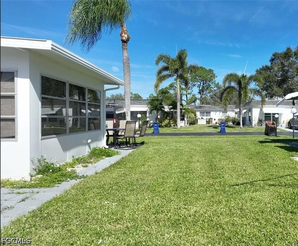 9 Hamlin Court Lehigh Acres FL 33936