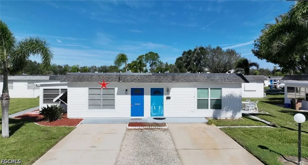 9 Hamlin Court Lehigh Acres FL 33936