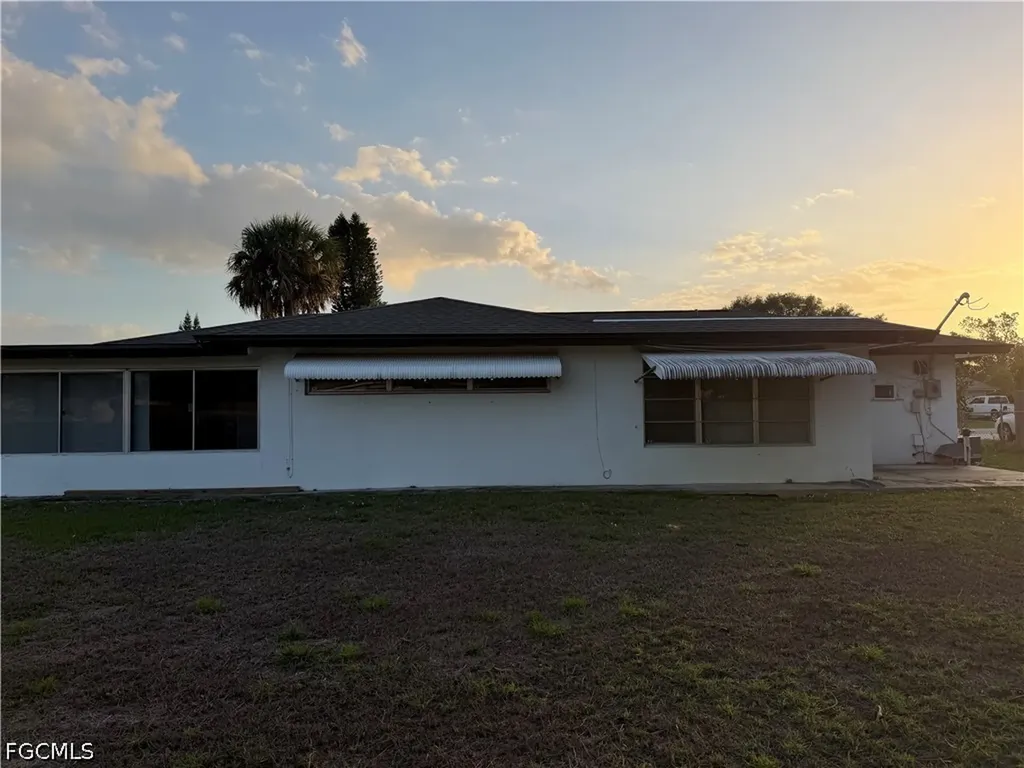 1506 Canal Street Lehigh Acres FL 33936
