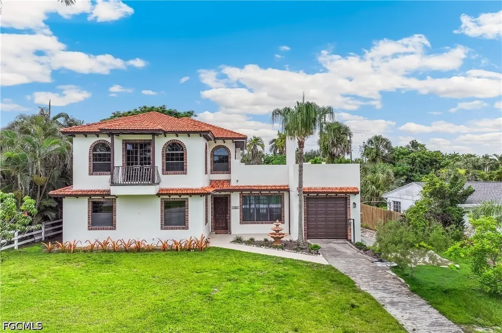 1358 Hopedale Drive Fort Myers FL 33919