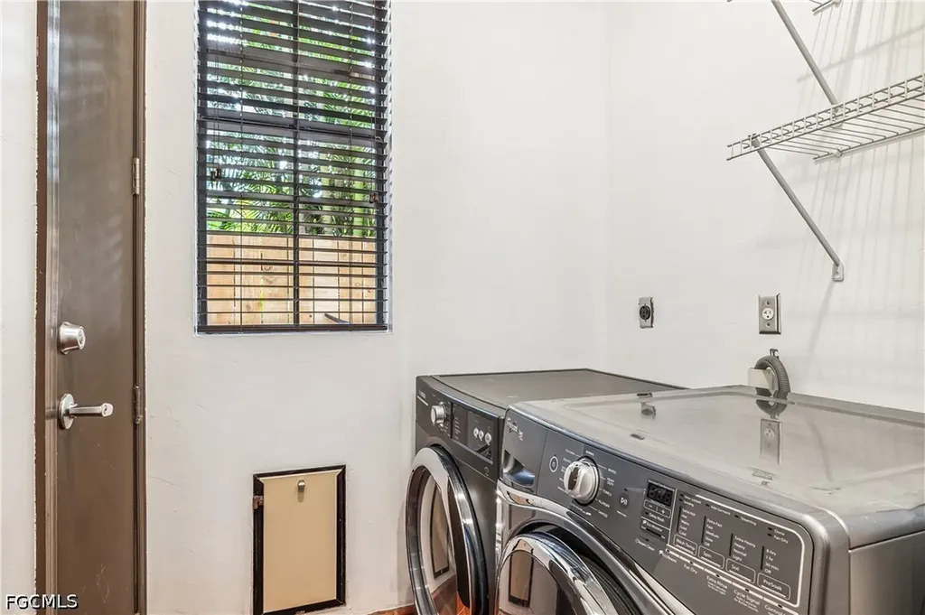 1358 Hopedale Drive Fort Myers FL 33919