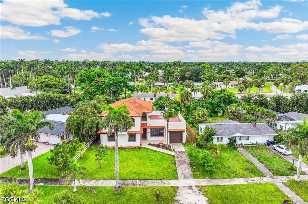 1358 Hopedale Drive Fort Myers FL 33919