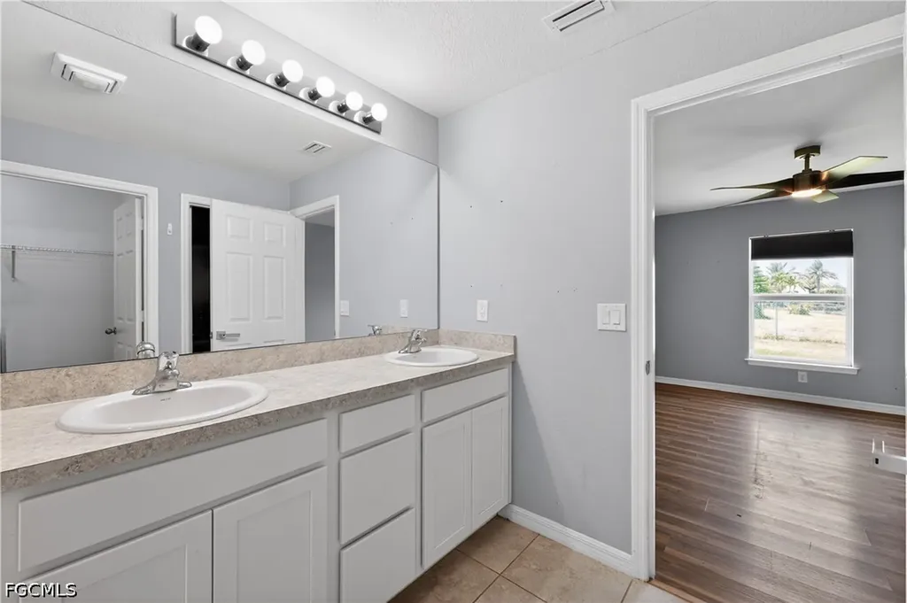 1716 NW 29th Street Cape Coral FL 33993