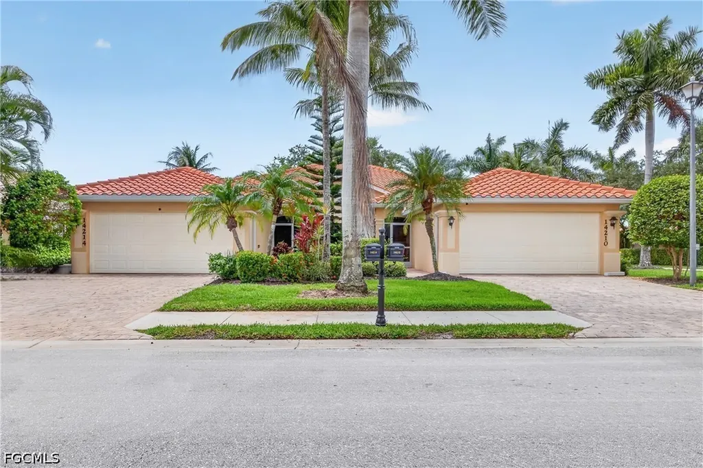 14214 Manchester Drive Naples FL 34114