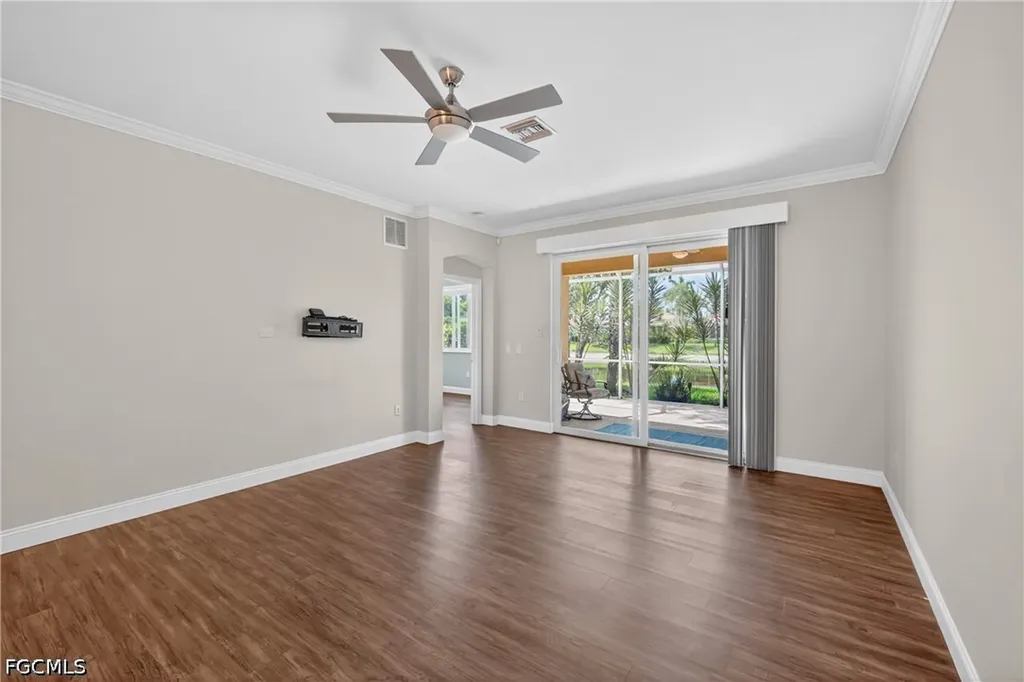 14214 Manchester Drive Naples FL 34114