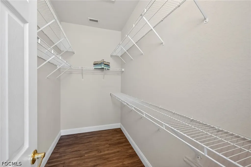 14214 Manchester Drive Naples FL 34114