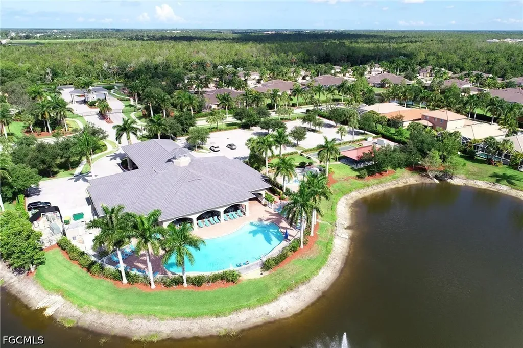 14214 Manchester Drive Naples FL 34114