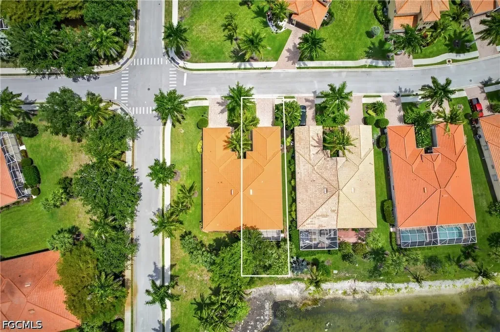 14214 Manchester Drive Naples FL 34114