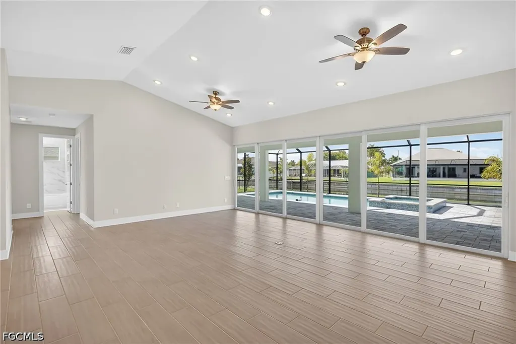 136 SW 12th Street Cape Coral FL 33991