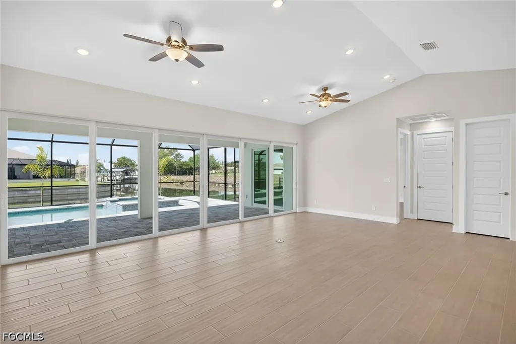 136 SW 12th Street Cape Coral FL 33991
