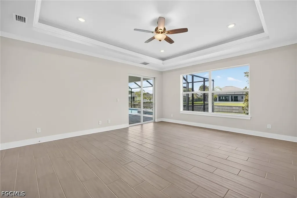 136 SW 12th Street Cape Coral FL 33991