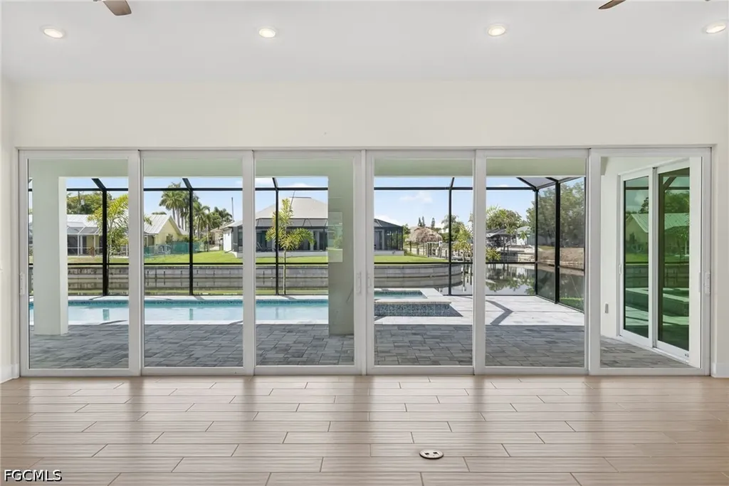 136 SW 12th Street Cape Coral FL 33991