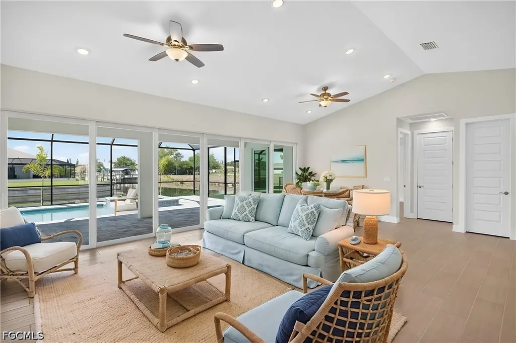 136 SW 12th Street Cape Coral FL 33991