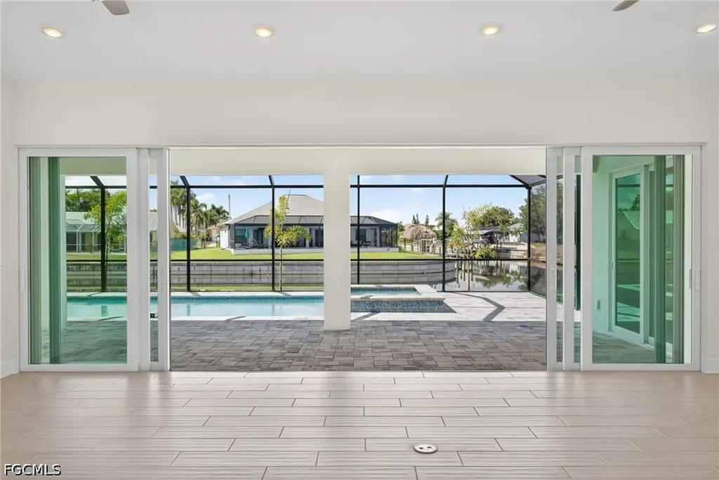 136 SW 12th Street Cape Coral FL 33991