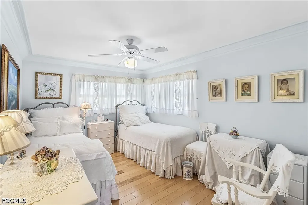 3021 SE 16th Place Cape Coral FL 33904