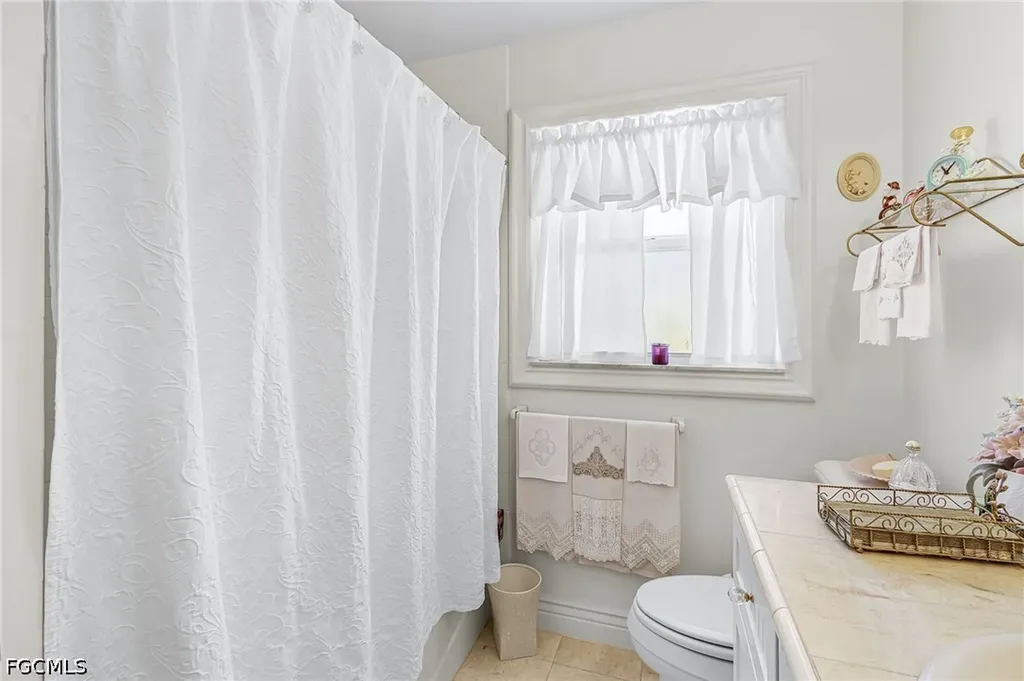 3021 SE 16th Place Cape Coral FL 33904