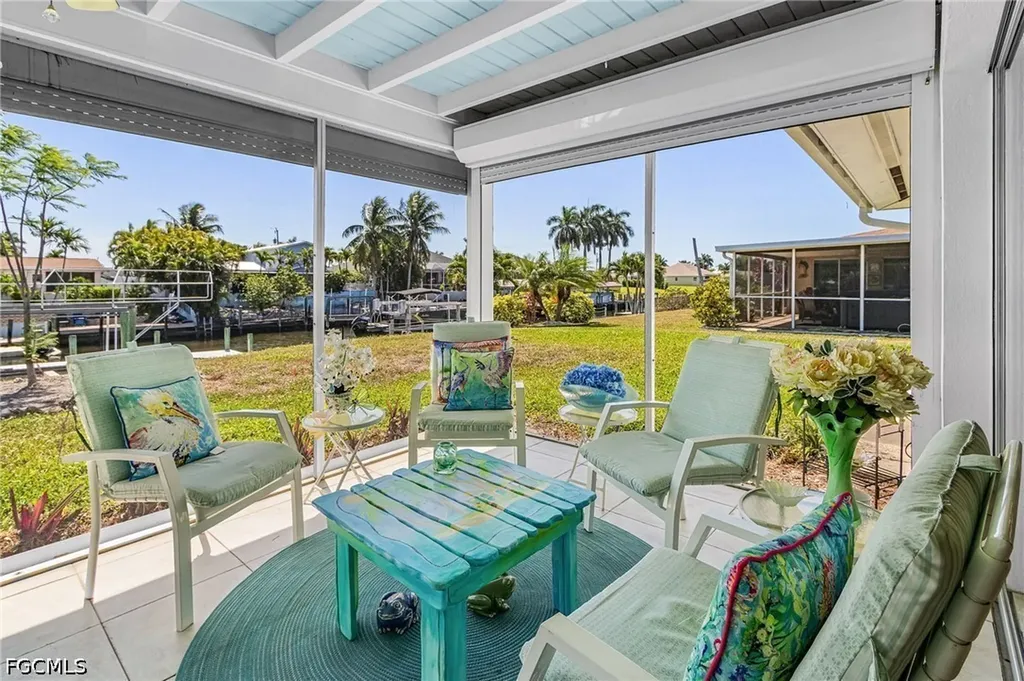3021 SE 16th Place Cape Coral FL 33904