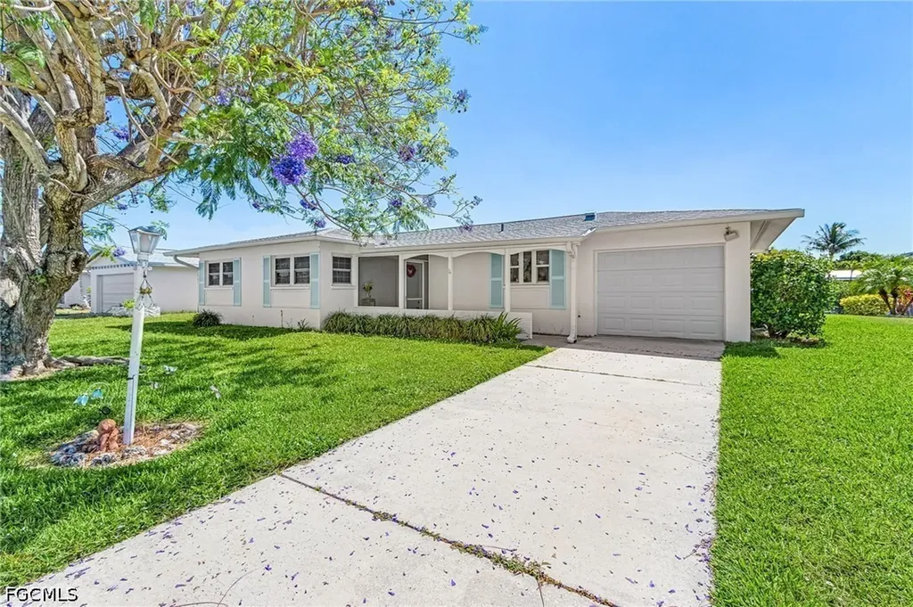 3021 SE 16th Place Cape Coral FL 33904