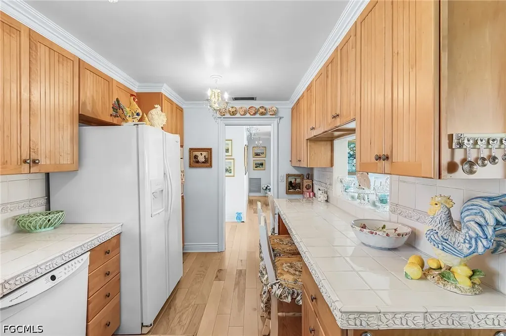 3021 SE 16th Place Cape Coral FL 33904